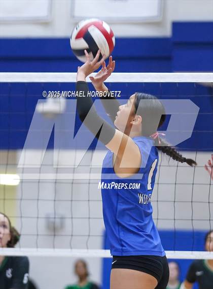 Thumbnail 3 in Plano West vs. Arlington (UIL 6A D2 Area Playoff) photogallery.