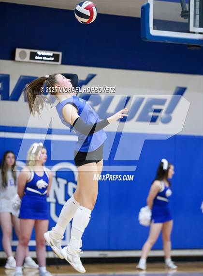 Thumbnail 1 in Plano West vs. Arlington (UIL 6A D2 Area Playoff) photogallery.