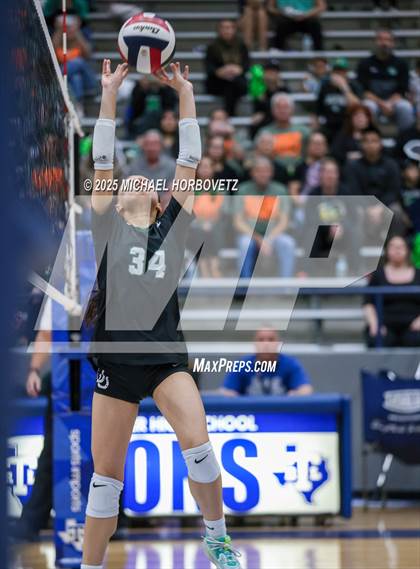 Thumbnail 2 in Plano West vs. Arlington (UIL 6A D2 Area Playoff) photogallery.