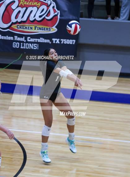 Thumbnail 2 in Plano West vs. Arlington (UIL 6A D2 Area Playoff) photogallery.