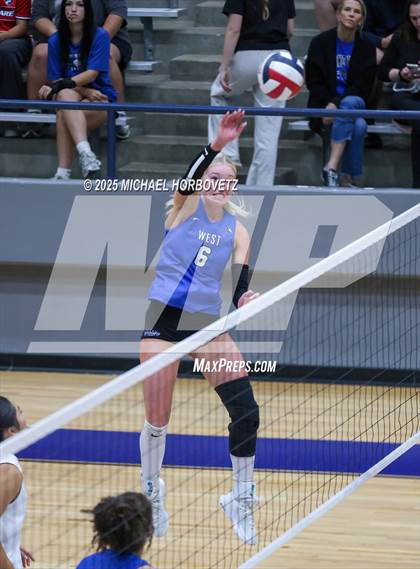 Thumbnail 1 in Plano West vs. Arlington (UIL 6A D2 Area Playoff) photogallery.