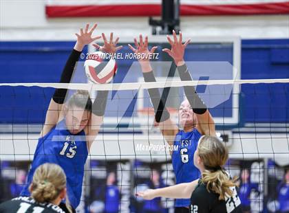 Thumbnail 1 in Plano West vs. Arlington (UIL 6A D2 Area Playoff) photogallery.