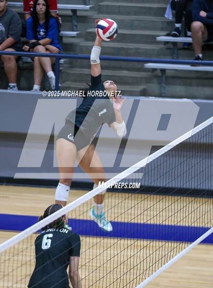 Thumbnail 3 in Plano West vs. Arlington (UIL 6A D2 Area Playoff) photogallery.