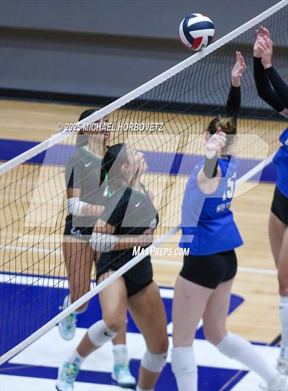 Thumbnail 3 in Plano West vs. Arlington (UIL 6A D2 Area Playoff) photogallery.