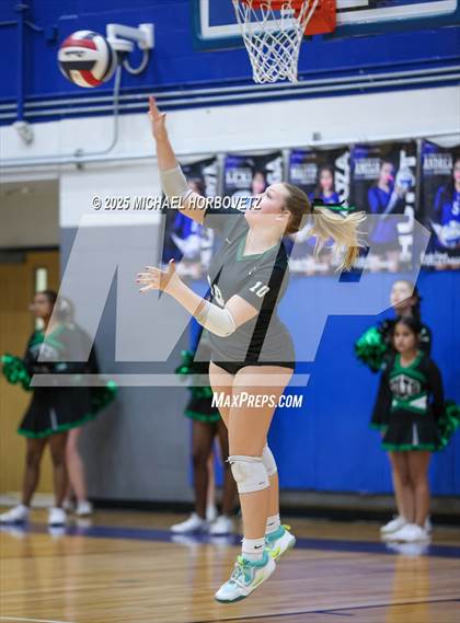 Thumbnail 3 in Plano West vs. Arlington (UIL 6A D2 Area Playoff) photogallery.