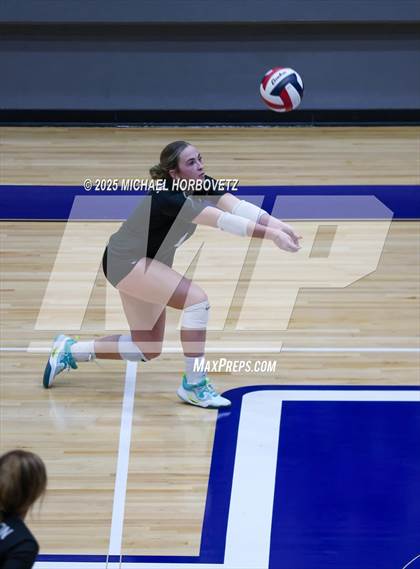 Thumbnail 2 in Plano West vs. Arlington (UIL 6A D2 Area Playoff) photogallery.