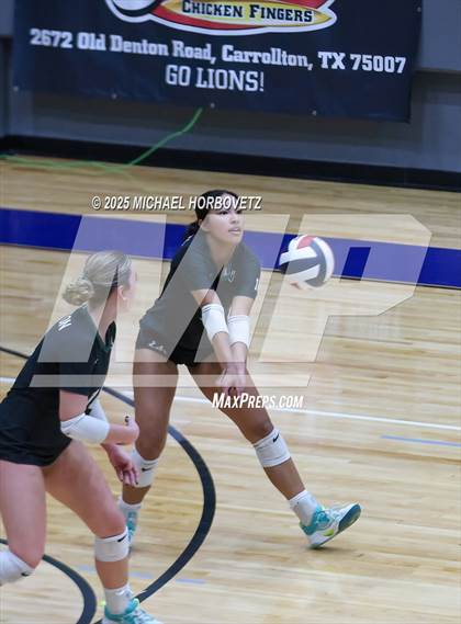 Thumbnail 3 in Plano West vs. Arlington (UIL 6A D2 Area Playoff) photogallery.