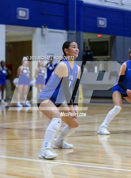 Thumbnail 3 in Plano West vs. Arlington (UIL 6A D2 Area Playoff) photogallery.