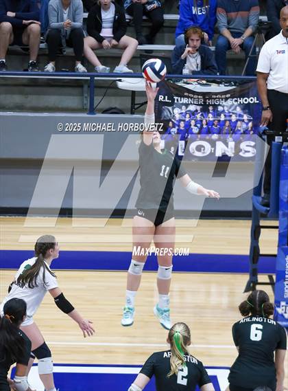Thumbnail 3 in Plano West vs. Arlington (UIL 6A D2 Area Playoff) photogallery.