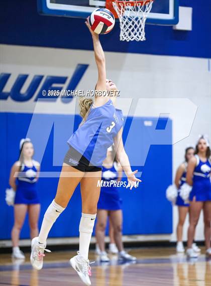 Thumbnail 2 in Plano West vs. Arlington (UIL 6A D2 Area Playoff) photogallery.