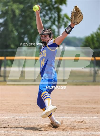 Thumbnail 3 in Wahlert vs Monticello (West Delaware Invitational) photogallery.