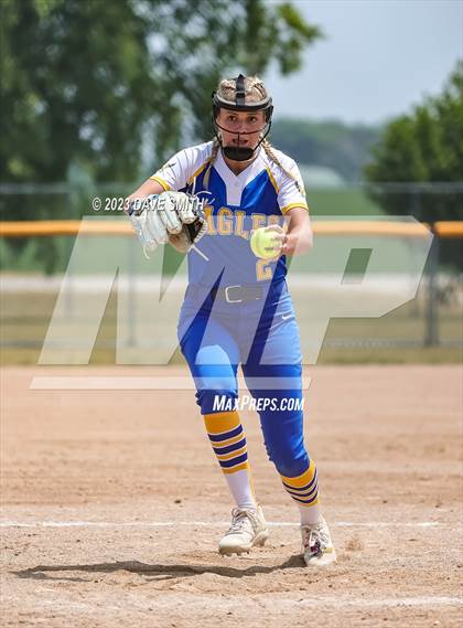 Thumbnail 2 in Wahlert vs Monticello (West Delaware Invitational) photogallery.