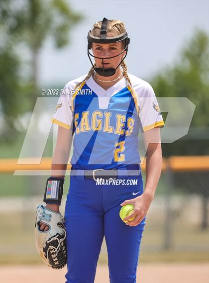 Thumbnail 1 in Wahlert vs Monticello (West Delaware Invitational) photogallery.