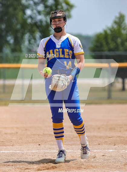 Thumbnail 1 in Wahlert vs Monticello (West Delaware Invitational) photogallery.