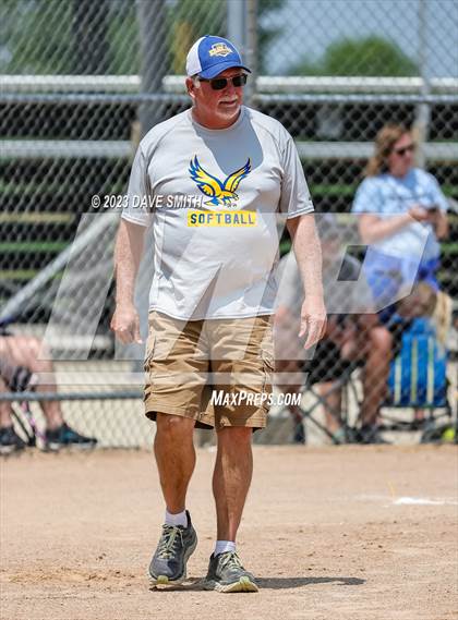 Thumbnail 2 in Wahlert vs Monticello (West Delaware Invitational) photogallery.