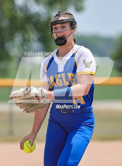 Thumbnail 2 in Wahlert vs Monticello (West Delaware Invitational) photogallery.