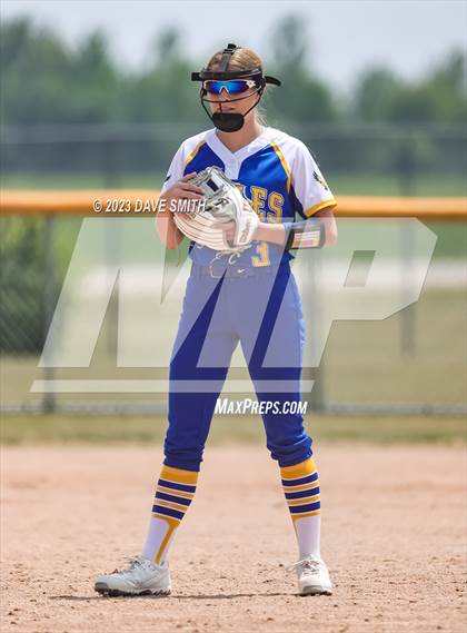 Thumbnail 2 in Wahlert vs Monticello (West Delaware Invitational) photogallery.