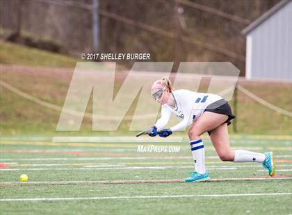 Thumbnail 2 in Staples vs. Darien (CIAC Class L Final) photogallery.