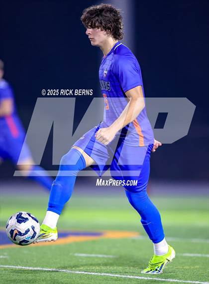 Thumbnail 2 in Grand Oaks vs Willis photogallery.