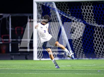 Thumbnail 1 in Grand Oaks vs Willis photogallery.