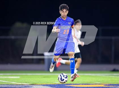 Thumbnail 1 in Grand Oaks vs Willis photogallery.