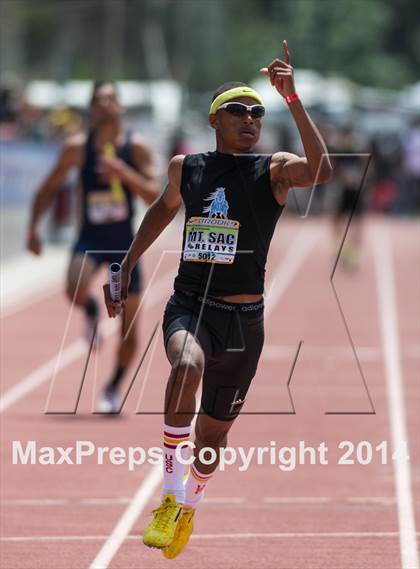 Thumbnail 3 in Mt. Sac Invitational photogallery.
