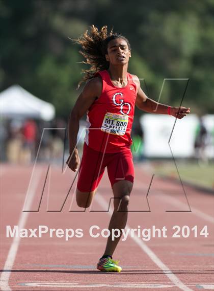 Thumbnail 2 in Mt. Sac Invitational photogallery.
