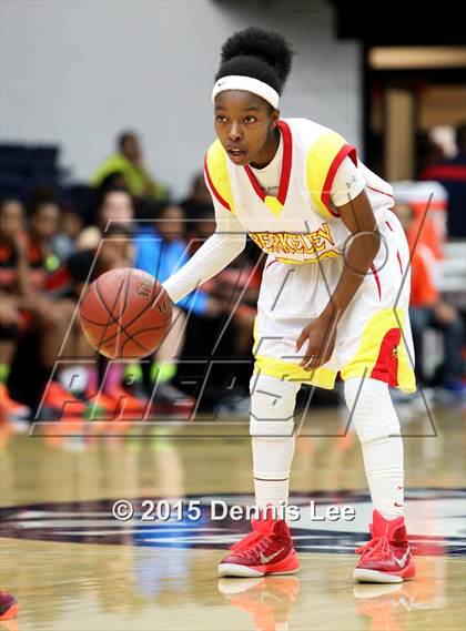 Thumbnail 1 in Berkeley vs Pittsburg (CIF NCS D1 Final) photogallery.