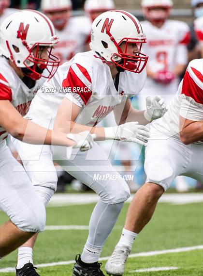 Thumbnail 2 in Narragansett vs Ponaganset (RIIL Division IV Final) photogallery.