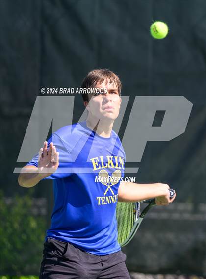 Thumbnail 3 in Elkin vs Triangle Math & Science (NCHSAA 1A Final) photogallery.