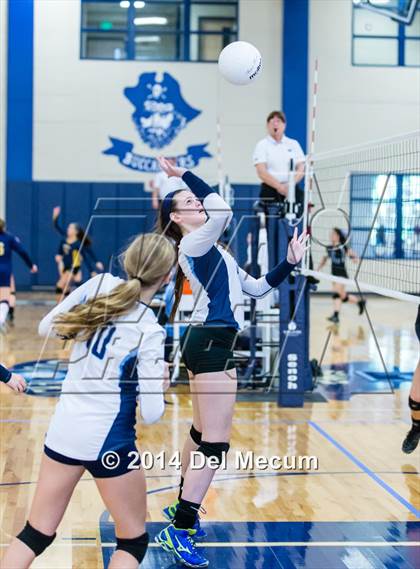Thumbnail 2 in Newsome vs. Plant (Berkeley JV Tournament) photogallery.