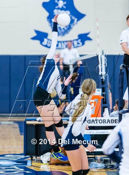 Thumbnail 3 in Newsome vs. Plant (Berkeley JV Tournament) photogallery.