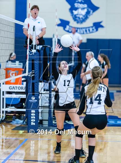 Thumbnail 1 in Newsome vs. Plant (Berkeley JV Tournament) photogallery.
