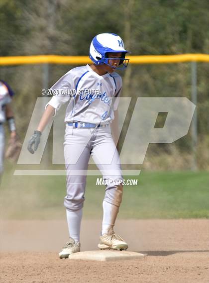 Thumbnail 2 in Madera vs. Armijo (Pre-Season T.O.C.) photogallery.