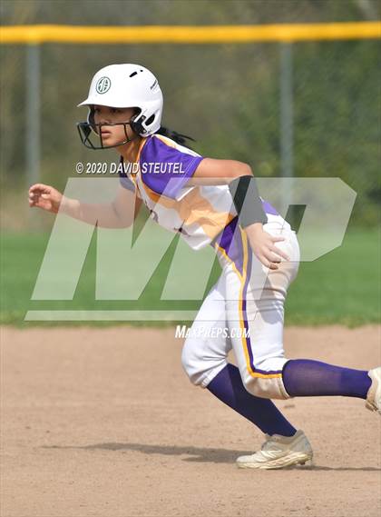 Thumbnail 2 in Madera vs. Armijo (Pre-Season T.O.C.) photogallery.