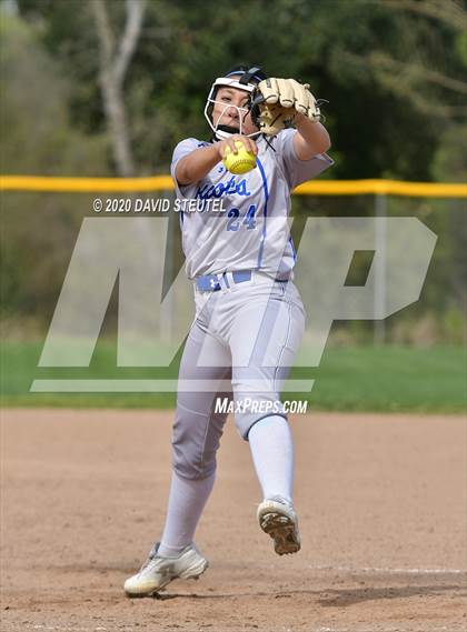 Thumbnail 2 in Madera vs. Armijo (Pre-Season T.O.C.) photogallery.