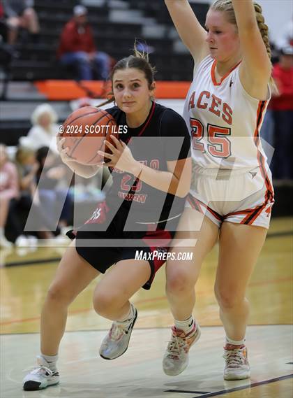 Thumbnail 3 in Fairfield Union @ Amanda-Clearcreek photogallery.
