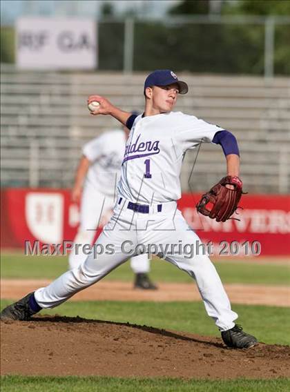 Thumbnail 2 in Stillwater vs. Cretin-Derham Hall (Section 4AAA Championship) photogallery.