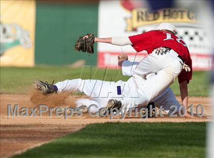 Thumbnail 3 in Stillwater vs. Cretin-Derham Hall (Section 4AAA Championship) photogallery.