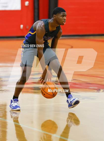 Thumbnail 2 in Oxford vs Woodward Academy (War Eagles Classic) photogallery.