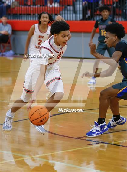 Thumbnail 1 in Oxford vs Woodward Academy (War Eagles Classic) photogallery.