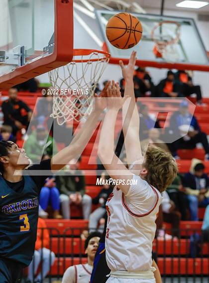 Thumbnail 2 in Oxford vs Woodward Academy (War Eagles Classic) photogallery.