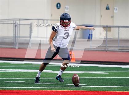 Thumbnail 2 in Campolindo vs. Amador Valley (Honor Bowl) photogallery.