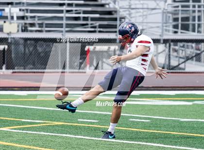 Thumbnail 1 in Campolindo vs. Amador Valley (Honor Bowl) photogallery.