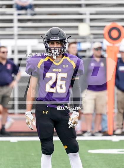 Thumbnail 2 in Campolindo vs. Amador Valley (Honor Bowl) photogallery.
