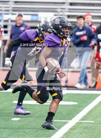 Thumbnail 3 in Campolindo vs. Amador Valley (Honor Bowl) photogallery.