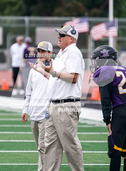 Thumbnail 1 in Campolindo vs. Amador Valley (Honor Bowl) photogallery.
