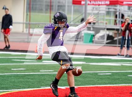 Thumbnail 2 in Campolindo vs. Amador Valley (Honor Bowl) photogallery.