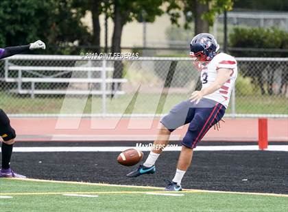 Thumbnail 1 in Campolindo vs. Amador Valley (Honor Bowl) photogallery.