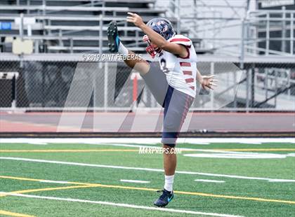 Thumbnail 2 in Campolindo vs. Amador Valley (Honor Bowl) photogallery.